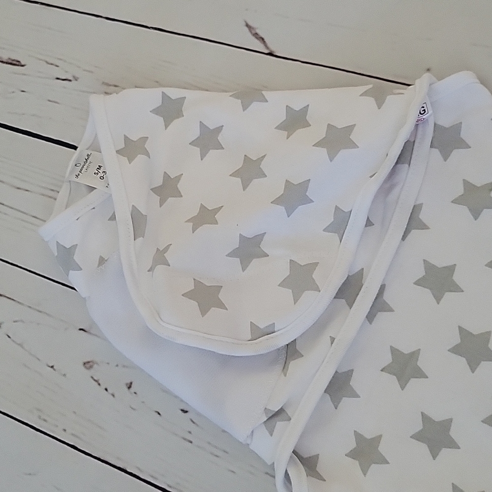 Stars 🌟  Swaddle - Picture 2 of 7
